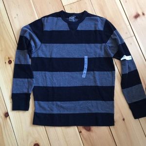 Old Navy long sleeve shirt